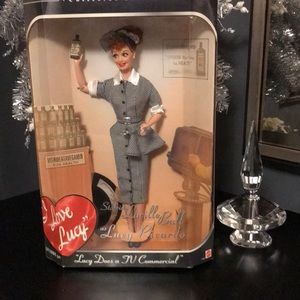 NIB . I Love Lucy Barbie Collector Edition.